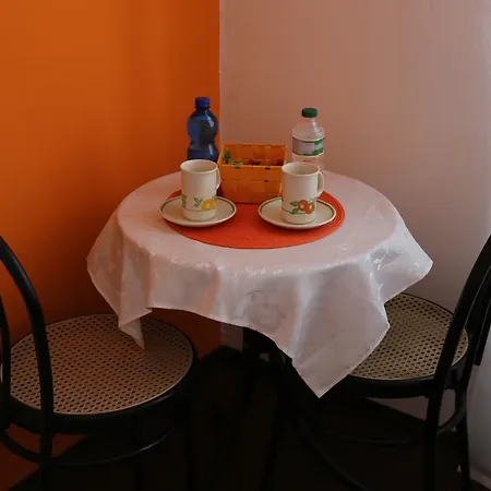 Fruit'n Joy Guest house